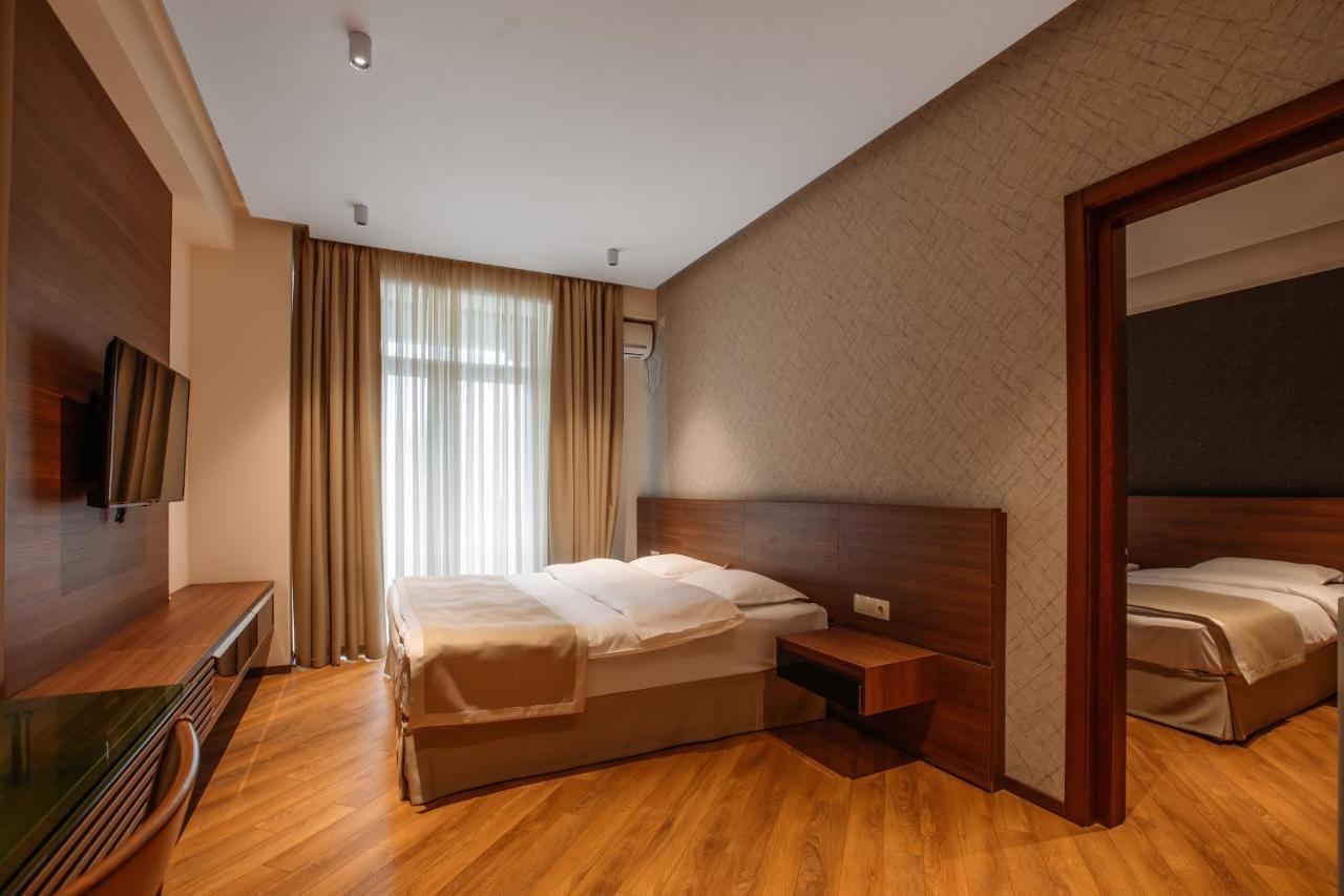 Hotel Parma Tiflis Exterior foto